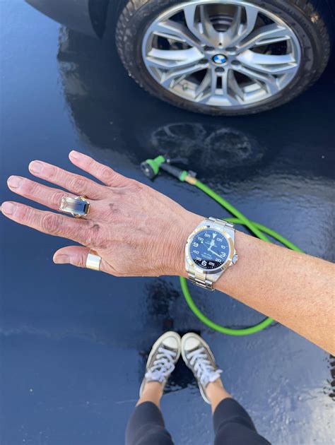 oh yes kein bmw oder rolex|Dirty hands, fancy watch, and obligatory BMW logo. : r/rolex .